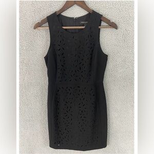 Banana Republic Black Eyelet Overlay Sheath Lined Dress Size 2P
